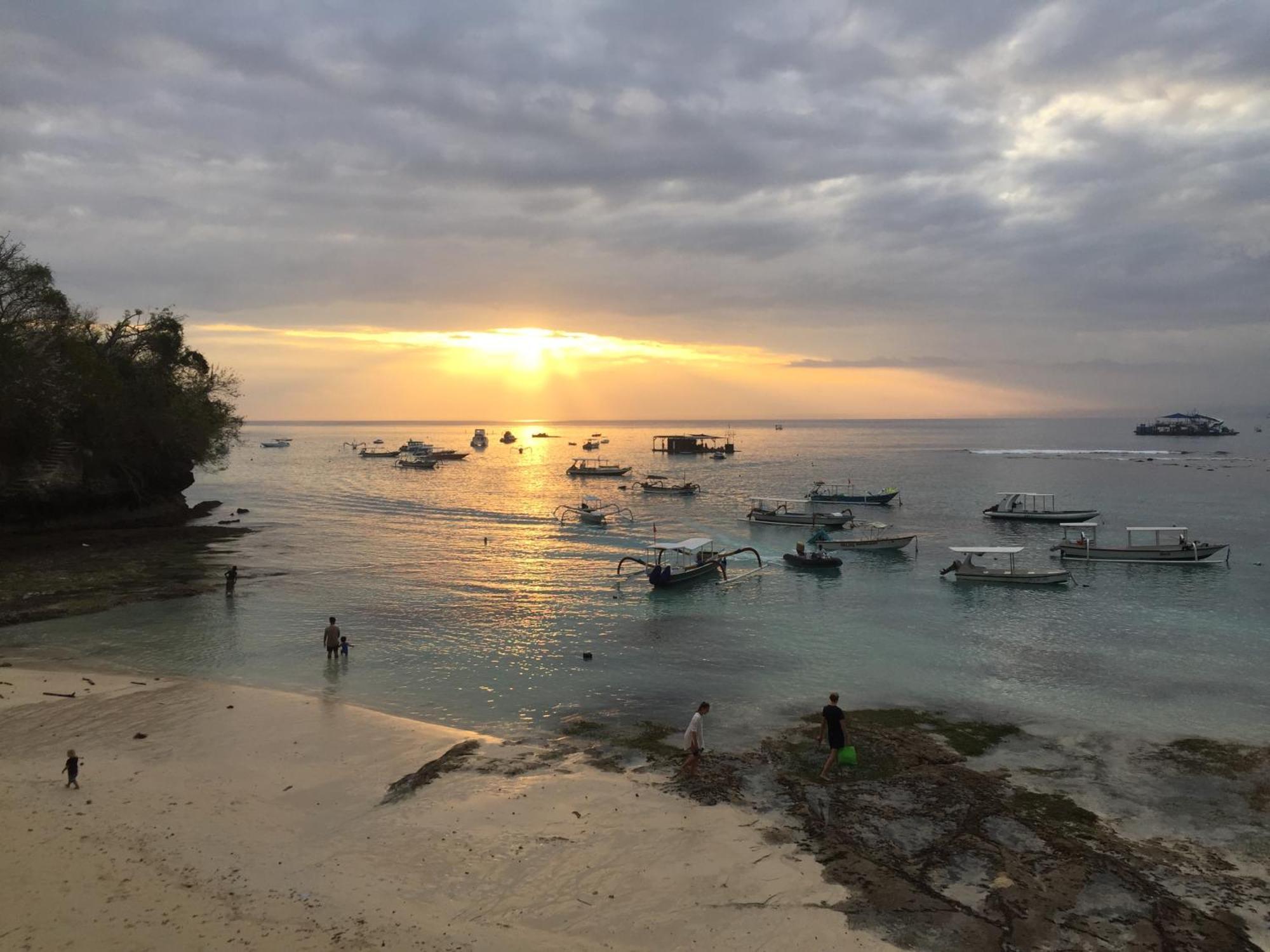 Maha Di Nusa Lembongan Екстер'єр фото